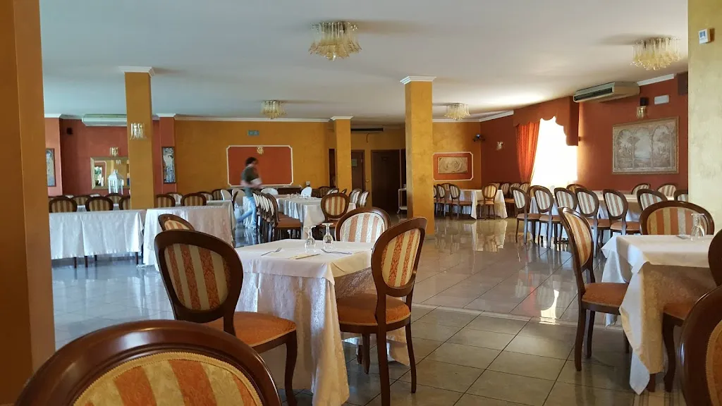 Ristorante River restaurant in Sant'Eusanio del Sangro