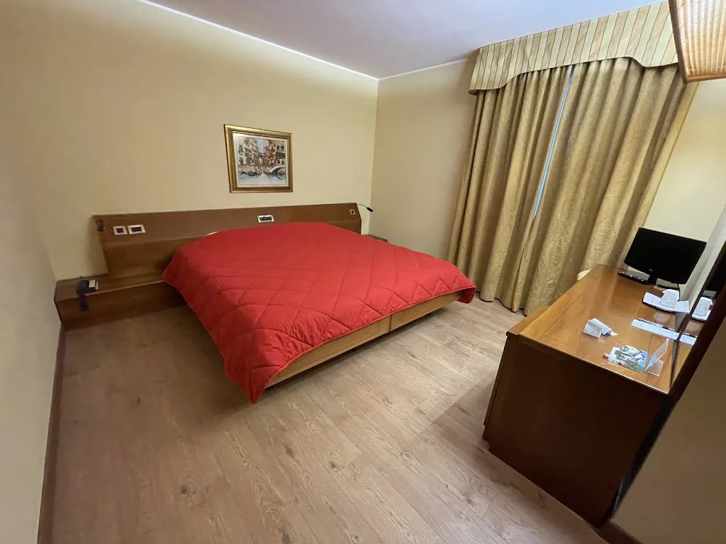 Hotel Villa Monica_Prata di Pordenone_slider_image_2