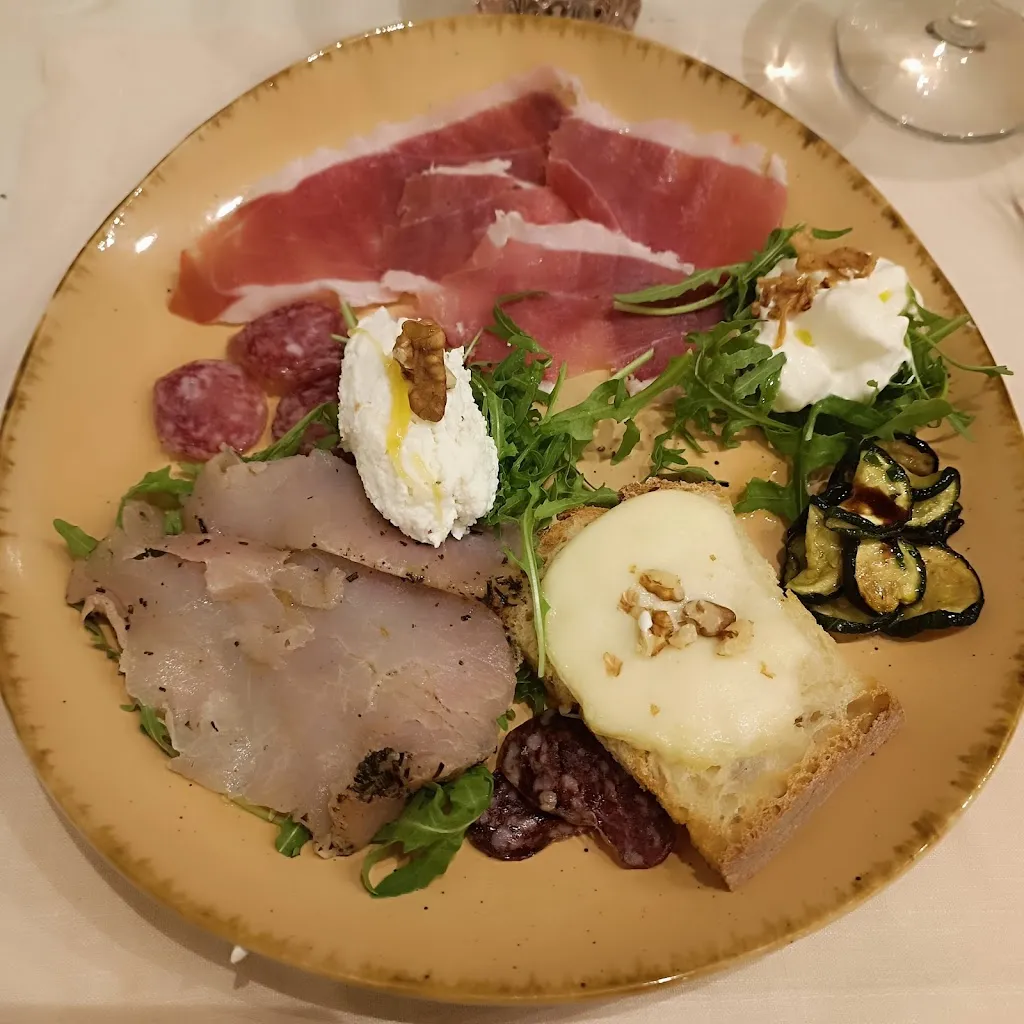 Chiara Cambise _La Cantina Villa Elena_Avezzano_review