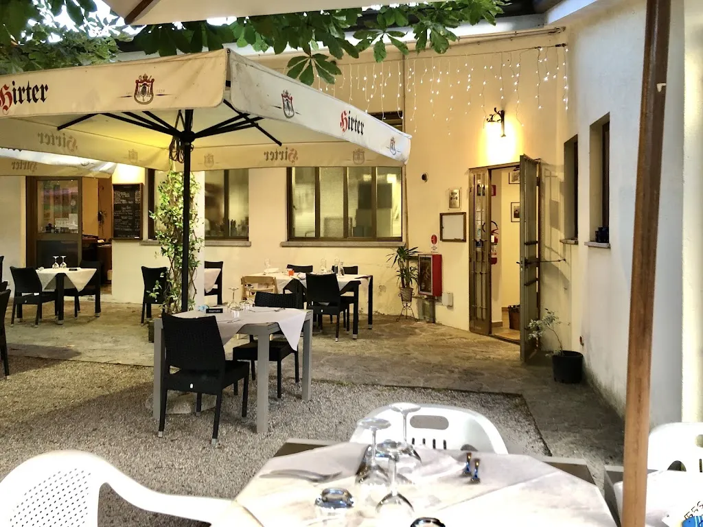 Trattoria Contovello (Ex Sociale)_Prosecco-Contovello_slider_image_1