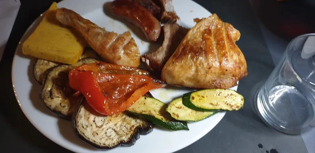 Claudia Pollano_Casali Pasch - Spuntino in Campagna_Premariacco_recensione