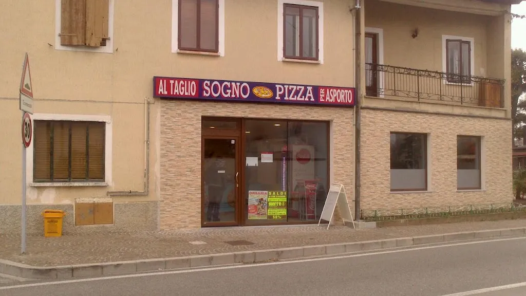 Sogno Pizza Di Cani Ismet restaurant in Premariacco