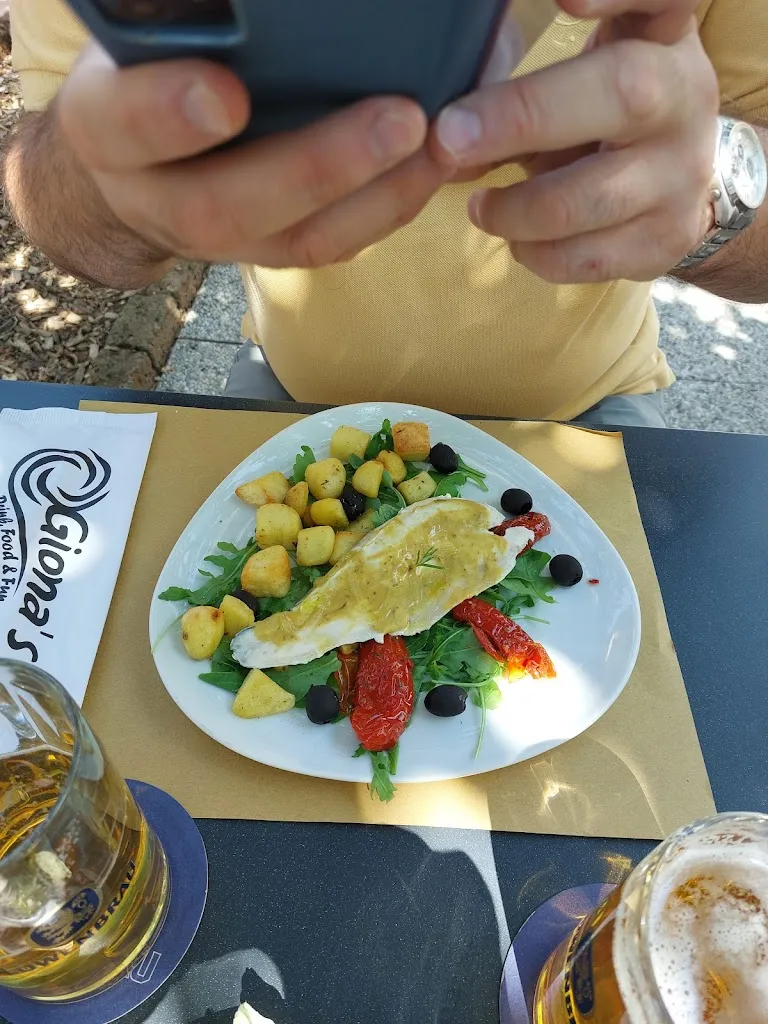 Romina Miani_GIONA'S_Premariacco_review