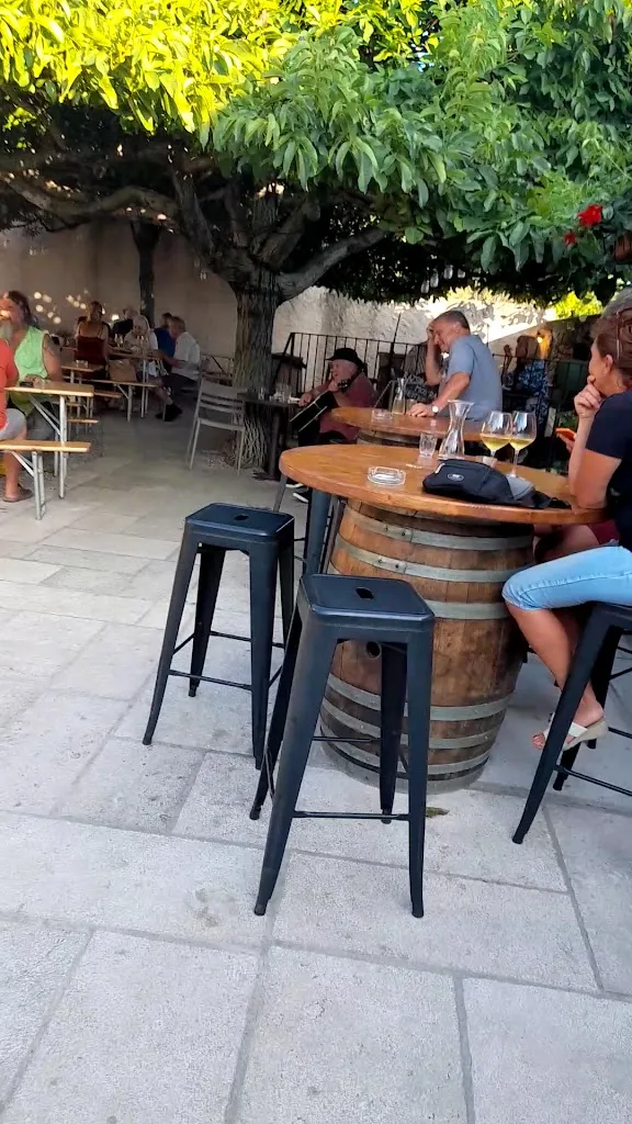 Gabrovec Osmiza_Prepotto_slider_image_2