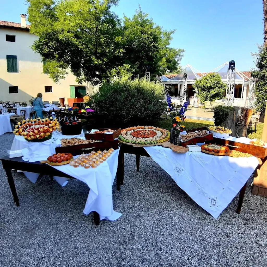 Trattoria Pizzeria Al Grappolo restaurant in Ramuscello