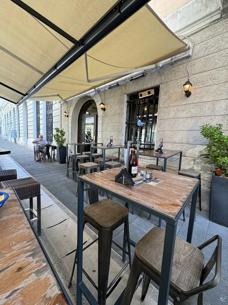 Magna Bistrò Italiano_Provincia di Trieste_slider_image_1