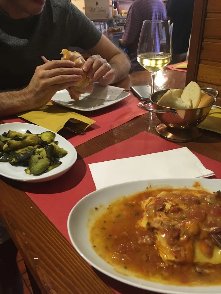 Katarina Namer_Buffet L'Approdo_Provincia di Trieste_recensione