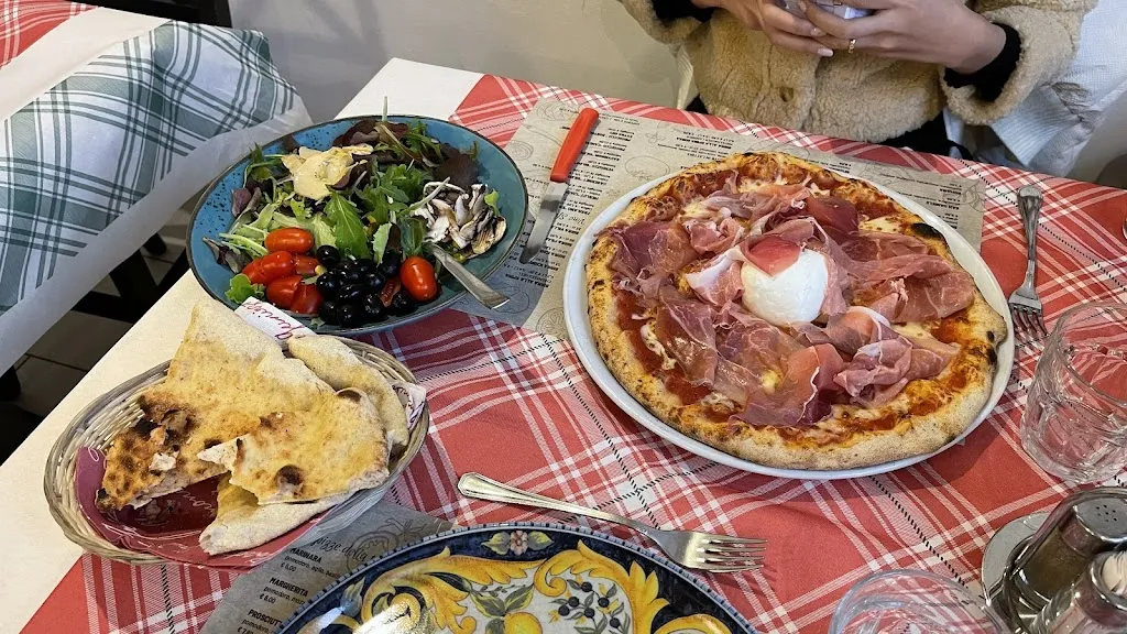 Anuchit Butkhunthong_Pizzeria Bar Ristorante Al Cacciatore_Rigolato_recensione