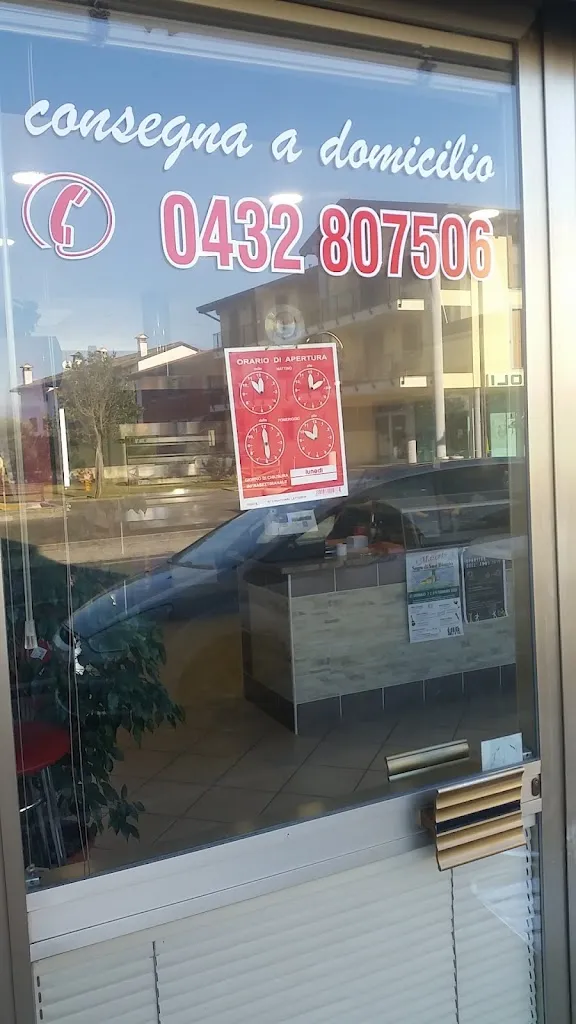 Dott. Dario Uderzo_Pizza in Piazza di Rodeano_Rodeano_review