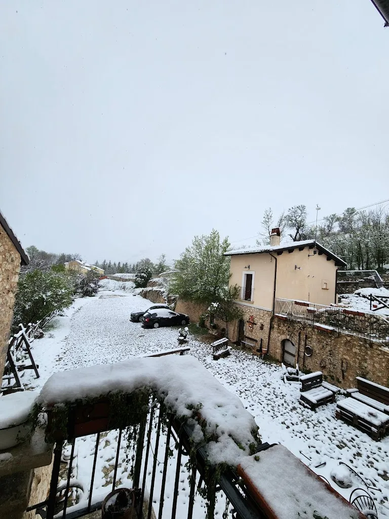 sean khrapkovsky_La Casa Sù Le Dimore del Borgo_Santo Stefano di Sessanio_review