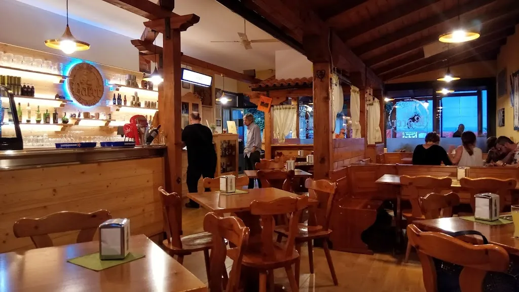 Bacer Delicatessen_Ronchi dei Legionari_slider_image_1