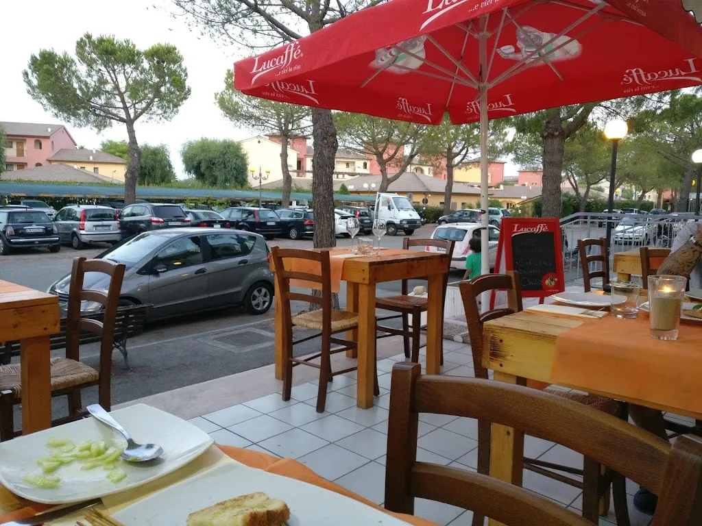 Cathelijne Hornstra_Rustico_Scerne_review