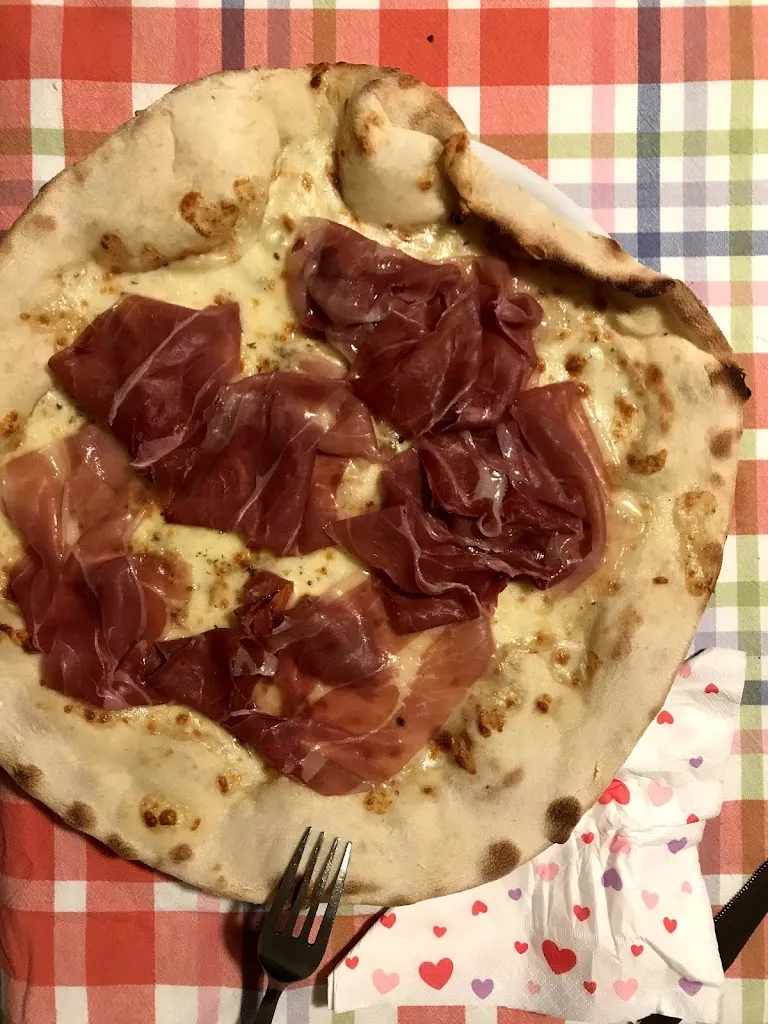 LETIZIA MASTROMARINO_Antica Trattoria e Pizzeria di Del Negro Franca_Ronchis_review