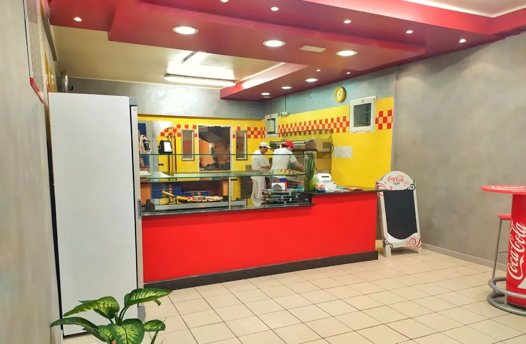 Pizzeria Ai Sapori Roveredo_Roveredo in Piano_slider_image_3