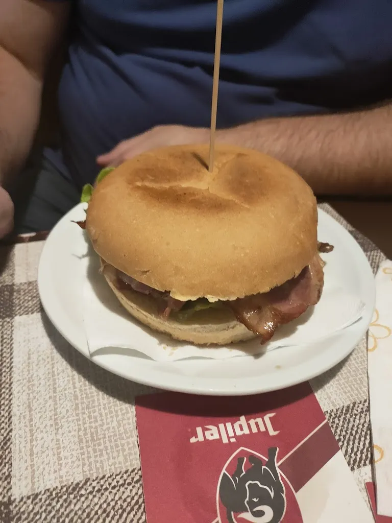 Birreria Le Streghe restaurant in Roveredo in Piano