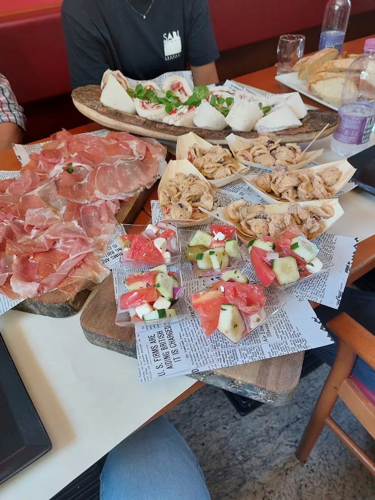 Merijn Appelman_Caffè Municipio di Tramontin Rudy_Roveredo in Piano_review