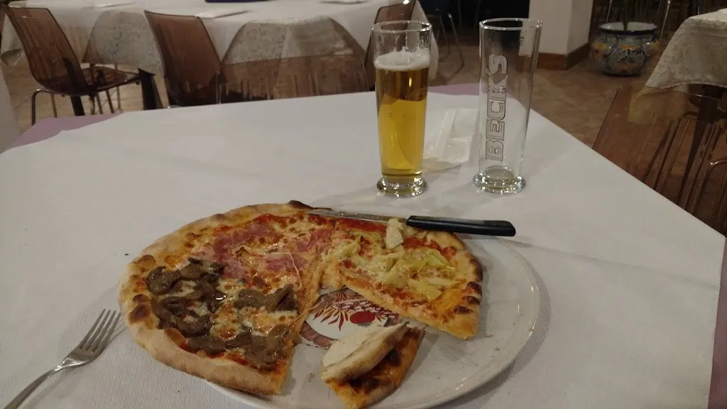 Hotel De Rosa Garni Pizzeria Rosalba_Roveredo in Piano_slider_image_2