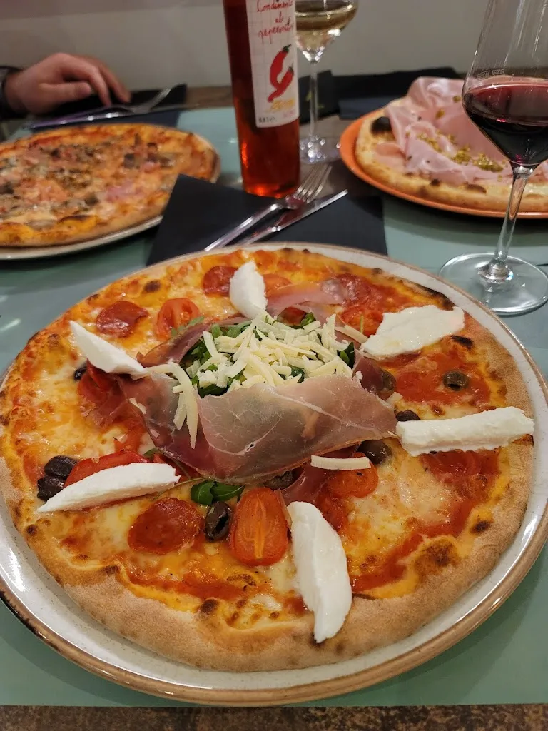 Pimchant T (Pimchant)_Pizzeria @more_Sacile_review