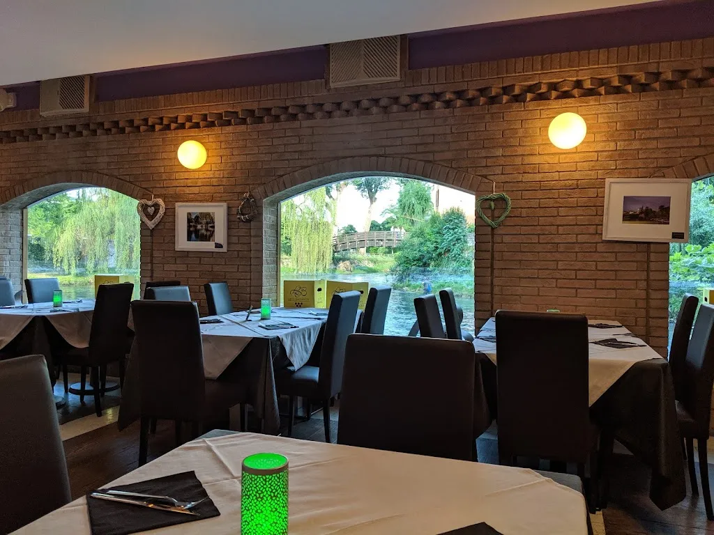 Pizzeria @more_Sacile_slider_image_1