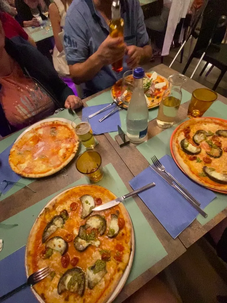 Pizzeria @more_Sacile_slider_image_2