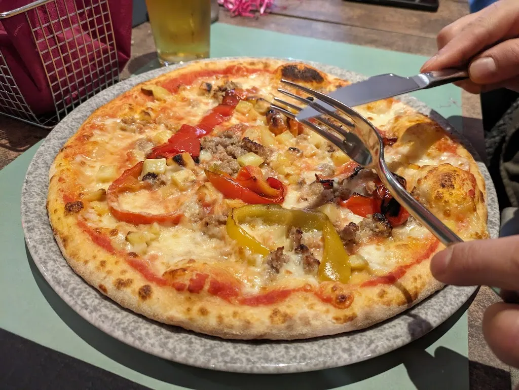 Pizzeria @more_Sacile_slider_image_3