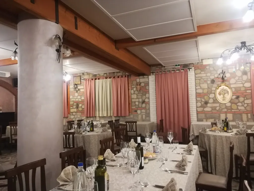 Ristorante Al Fiore di Cervellin Luigi_Rosa_slider_image_1