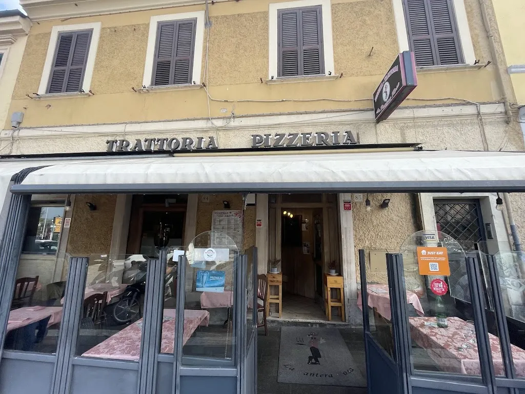 Mike Mahalo_La Pantera Rosa_Rosa_review