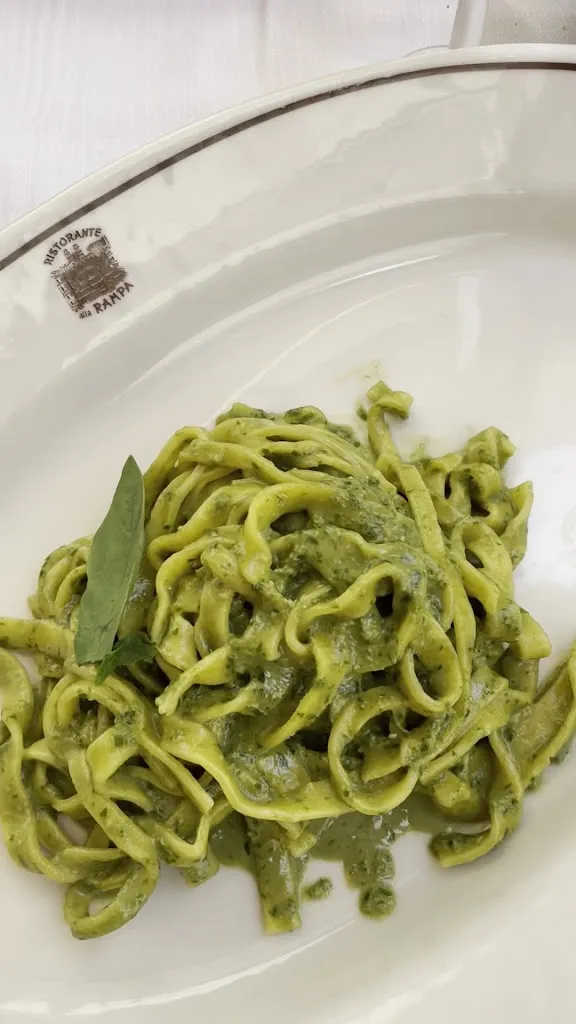 Petra Labura_Alla Rampa_Rosa_recensione