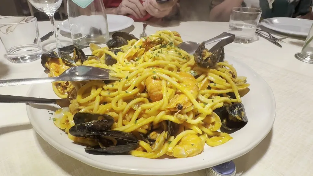 Pizzeria Trattoria ai Morosini_Rosa_slider_image_2