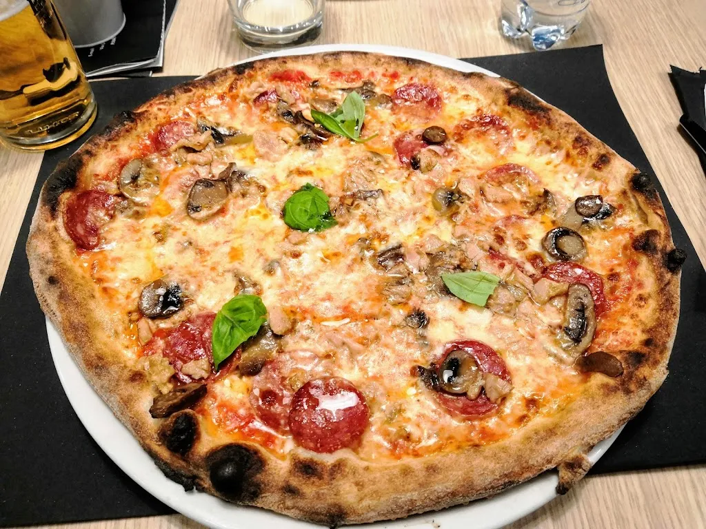 Menu_Pizzeria Vince_Rosa_image_5