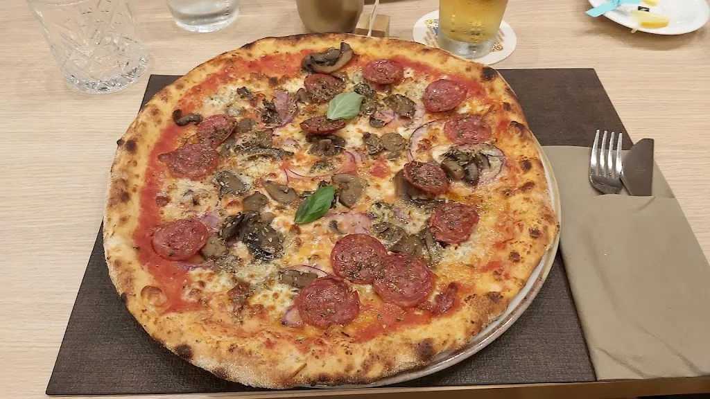 Menu_Pizzeria Vince_Rosa_image_8