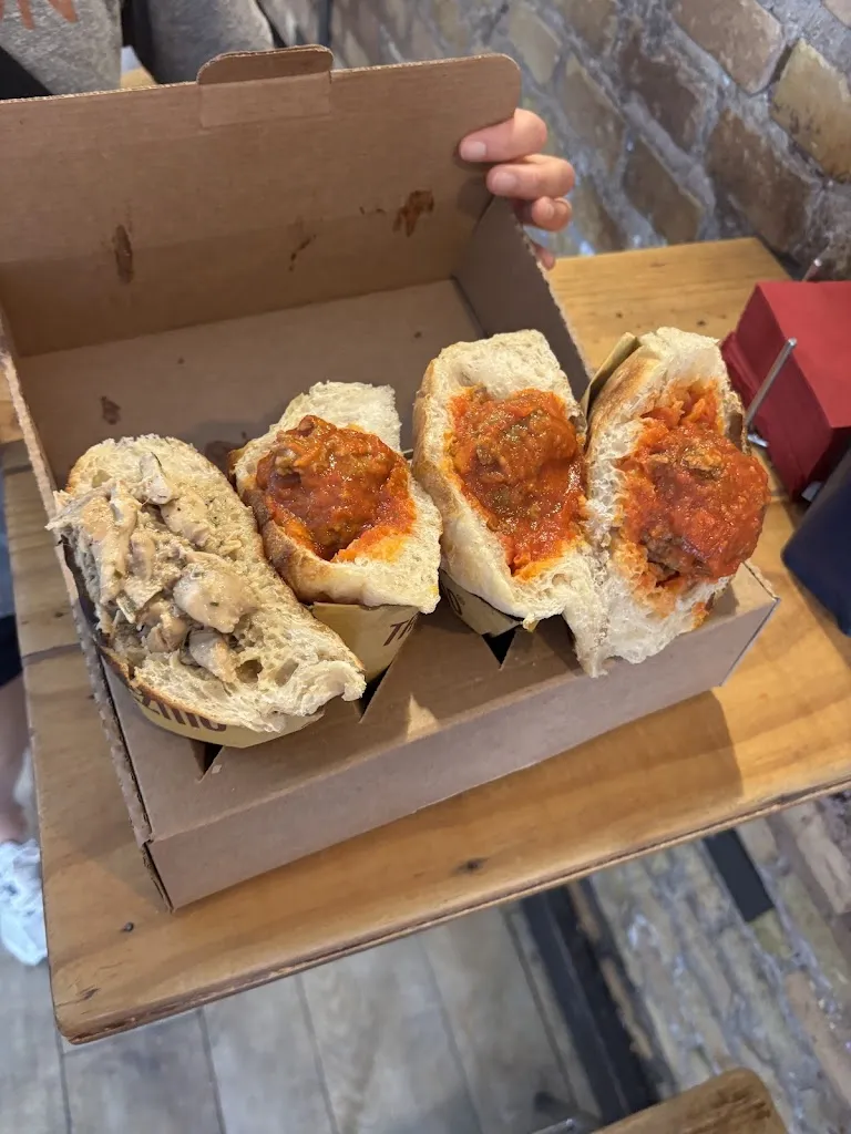 John Chang_Trapizzino | Testaccio_Rosa_review