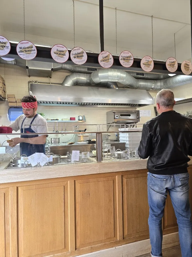 Sunny Kim_Trapizzino | Testaccio_Rosa_review