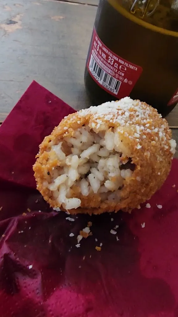 Trapizzino | Testaccio_Rosa_slider_image_2