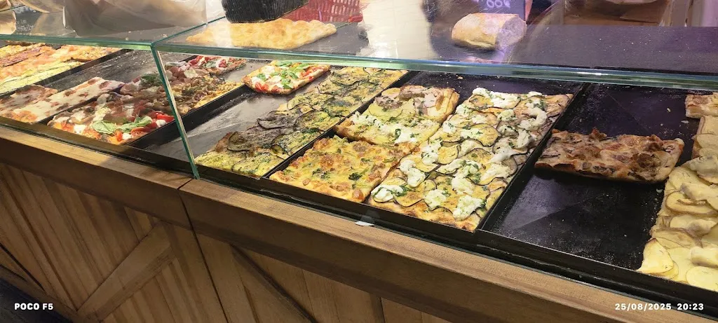 Made of Flour_Rosa_slider_image_3