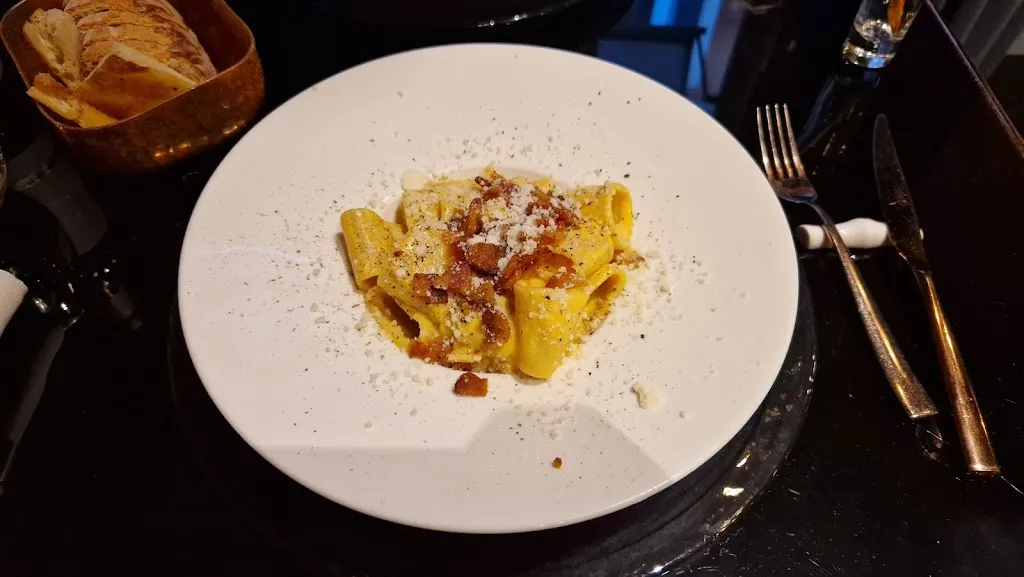 Gérin Antoine_VyNIQUE Enoteca Regionale del Lazio_Rosa_review