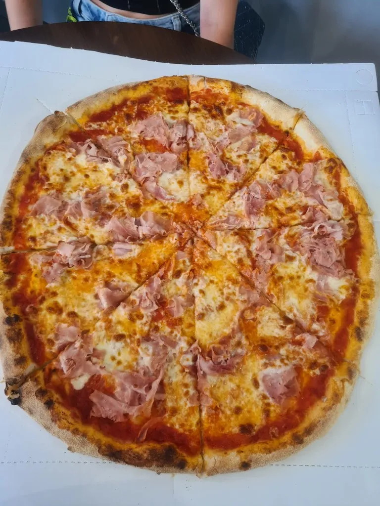 Pizzeria Focacceria Noiâr da Adi_San Giorgio di Nogaro_slider_image_3