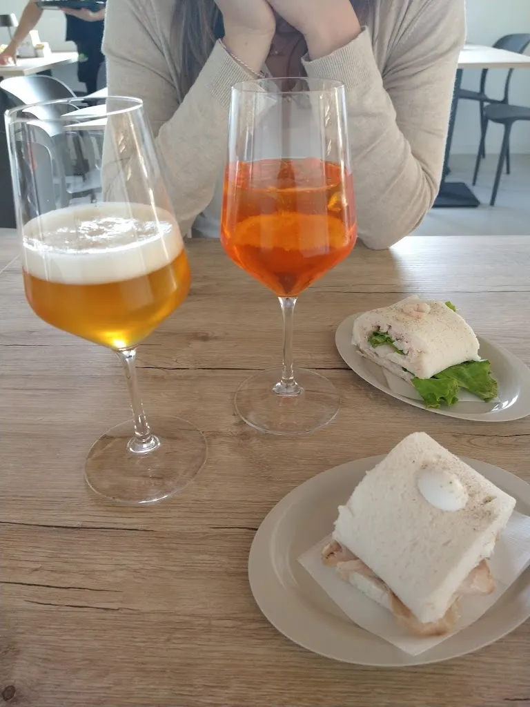 Andrea De Marco_B-VILLAGE Bar&Rooms_San Martino al Tagliamento_recensione