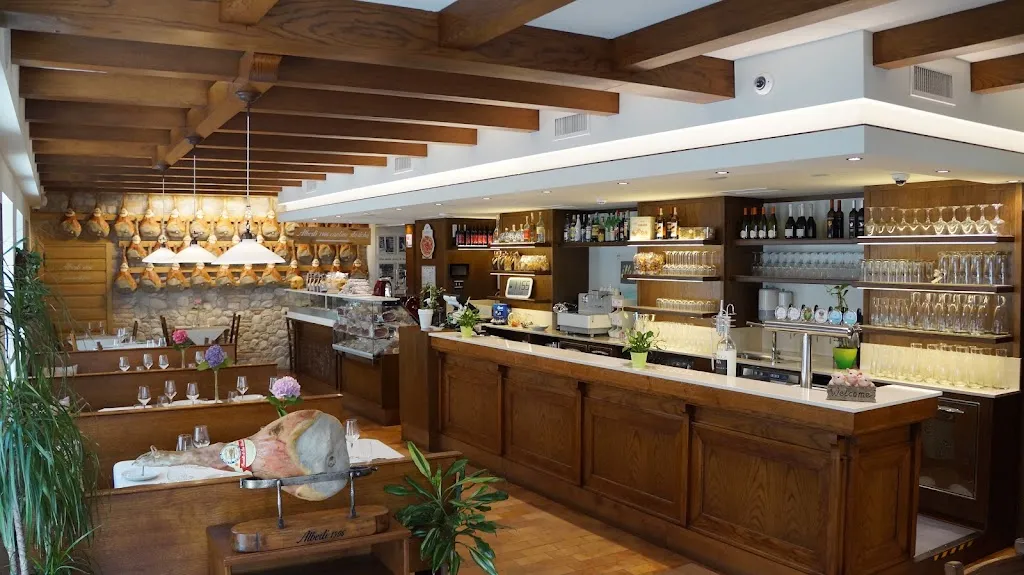 La Casa del Prosciutto "Alberti 1906" restaurant in San Daniele del Friuli