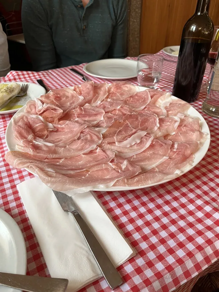 Danielle Gallardo_Ai Bintars_San Daniele del Friuli_review