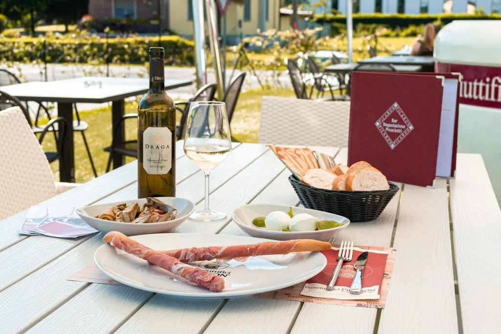 Degustazione Prosciutti Picaron_San Daniele del Friuli_slider_image_3