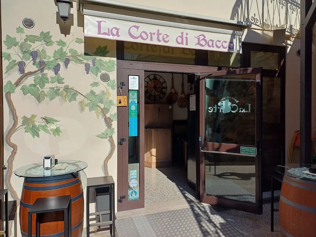 Enoteca Prosciutteria La Corte di Bacco_San Daniele del Friuli_slider_image_1