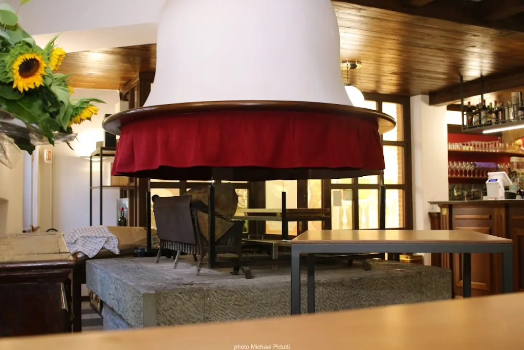 La Tavernaccia - Hosteria l'Altra Campana - Prosciutteria Ristorantino restaurant in San Daniele del Friuli