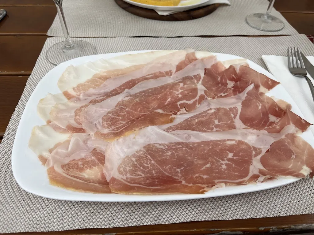 Elisa Zanella_Prosciutteria Al Mulino_San Daniele del Friuli_review