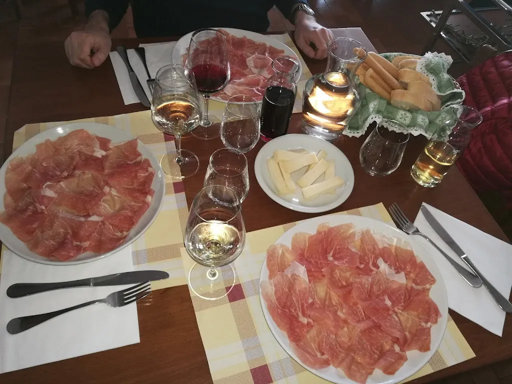 Bar Zebretta Prosciutteria con cucina, pranzo operai_San Daniele del Friuli_slider_image_2