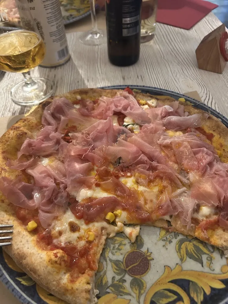 Pizzeria La Bussola_San Daniele del Friuli_slider_image_3