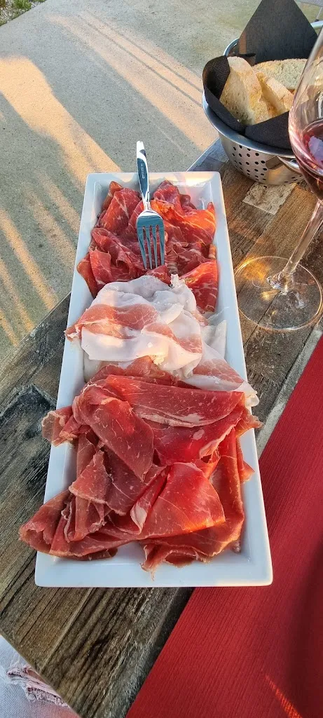 Menu_L.A. 104 Maneggio con ristorantino americano_San Daniele del Friuli_image_2