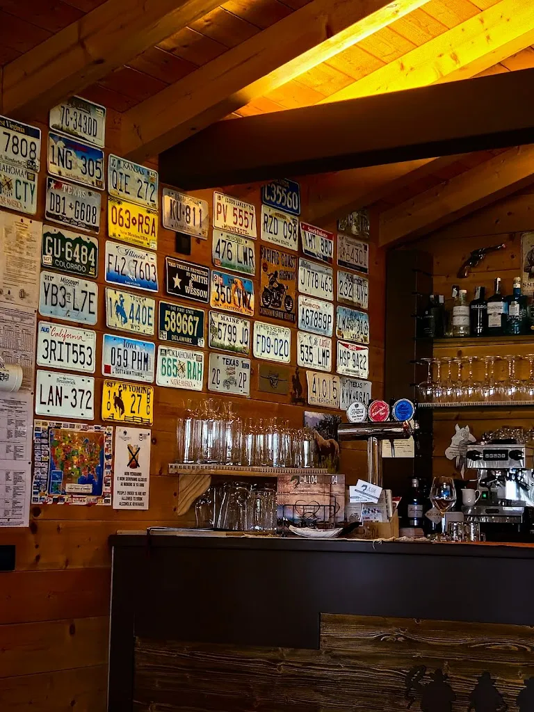 L.A. 104 Maneggio con ristorantino americano_San Daniele del Friuli_slider_image_3