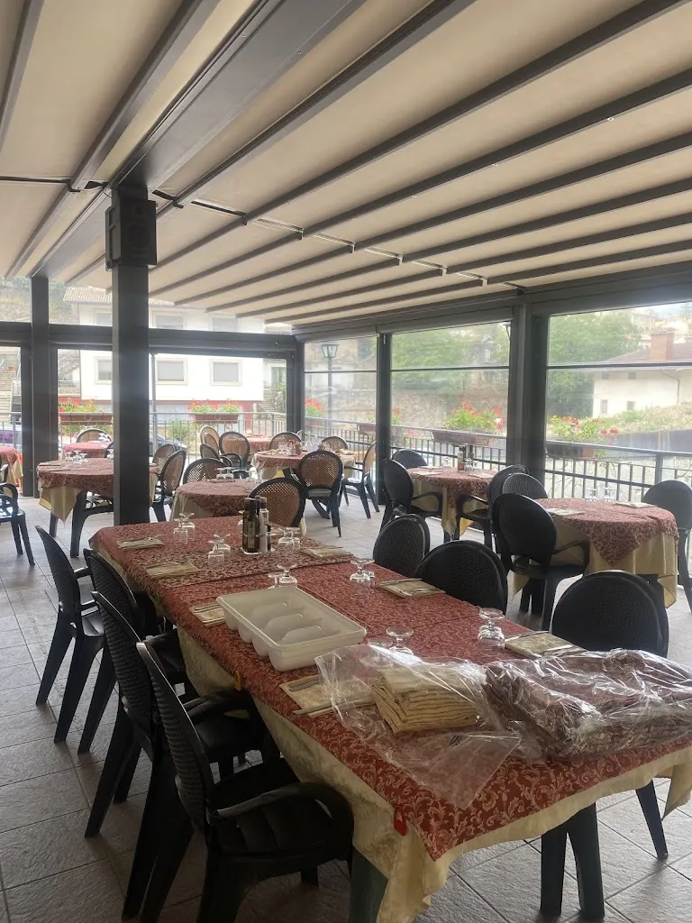 Trattoria Lo Sgabello_Scanno_slider_image_2