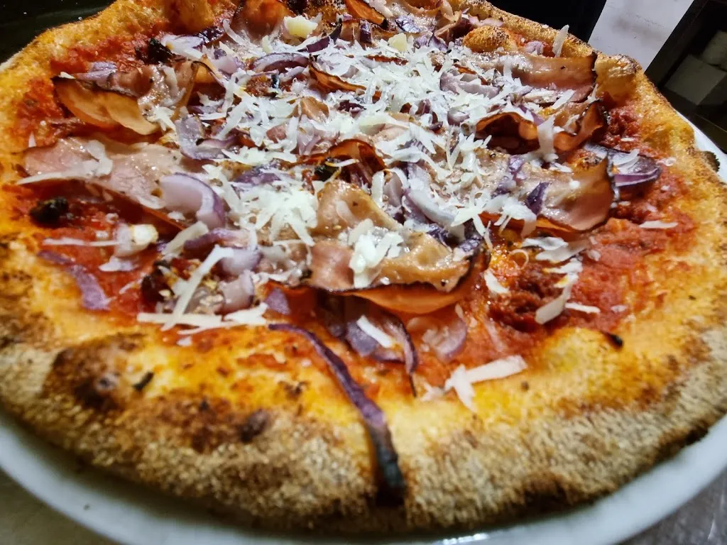 Pizzeria Da Giova_Santa Maria la Longa_slider_image_2